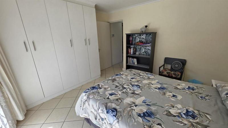 2 Bedroom Property for Sale in Hartenbos Western Cape